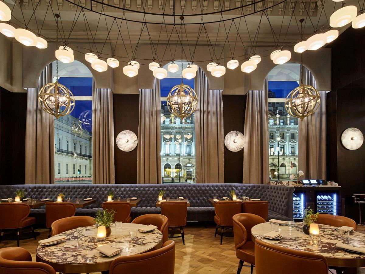 فندق سوفيتل لندن سانت جيمس المظهر الخارجي الصورة The interior of the restaurant