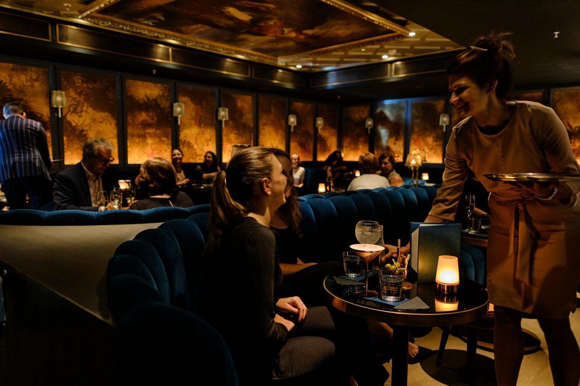 فندق سوفيتل لندن سانت جيمس المظهر الخارجي الصورة Interior of the bar